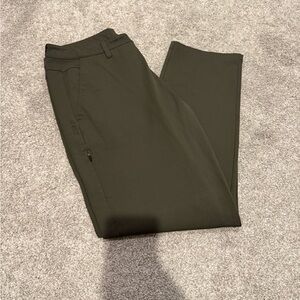 NWOT - BYLT Everyday Pant 36x30 - Olive Green